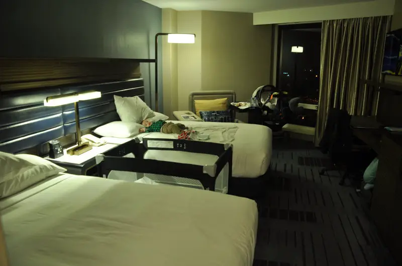 family hotel near newark airport
