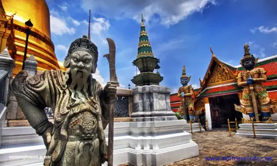 royal palace bangkok maitravelsite