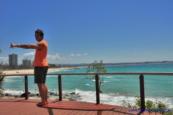 noseriding in snapper rocks