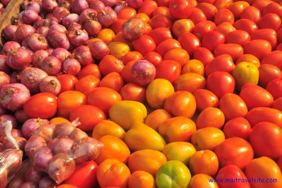 tomatoes fresh tomatoes