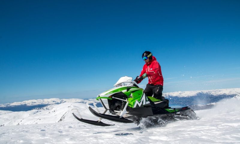 inari snowmobiling