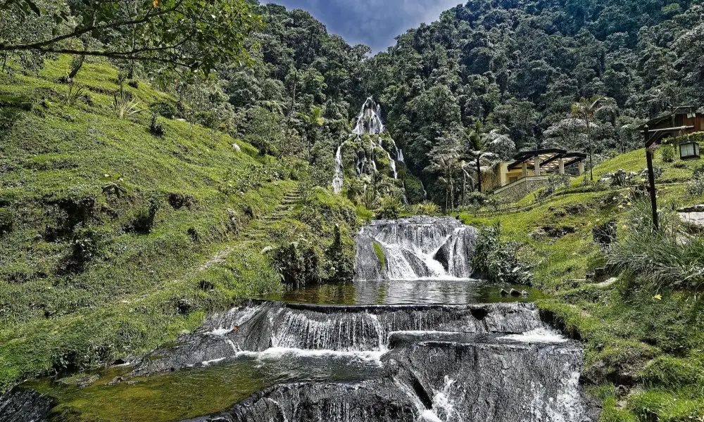 salento waterfall