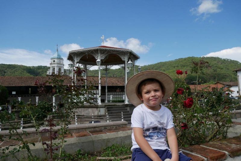 teo-square-san-sebastian-del-oeste teo at the main square
