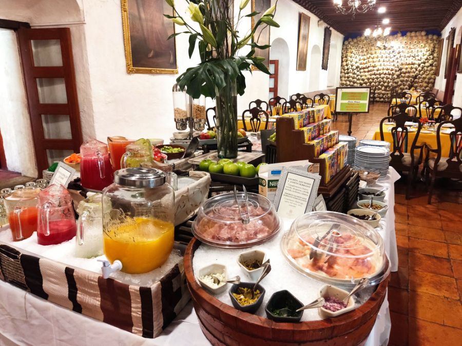 buffet breakfast quinta real oaxaca