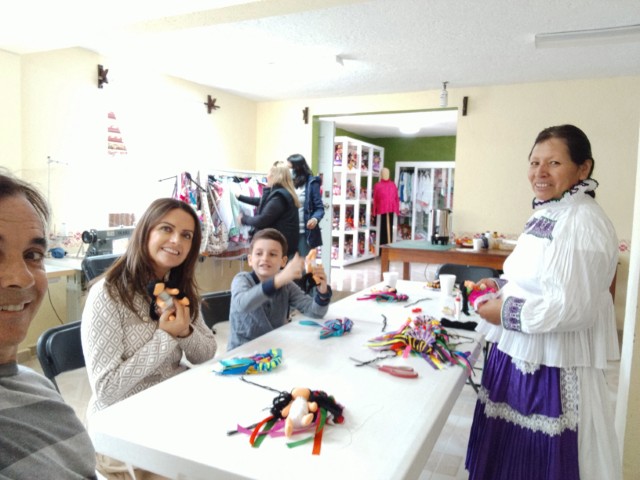 lele munecas amealco